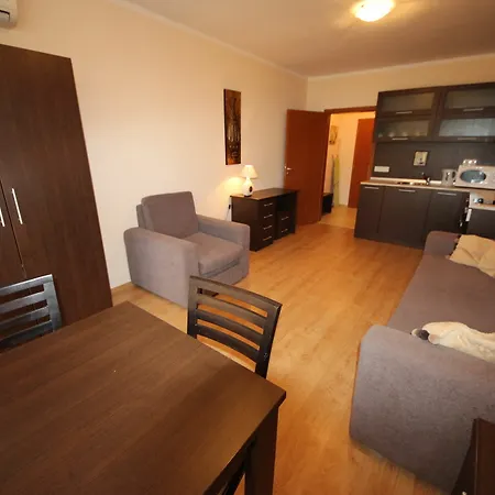 Menada Chateau Valon Apartment Sunny Beach